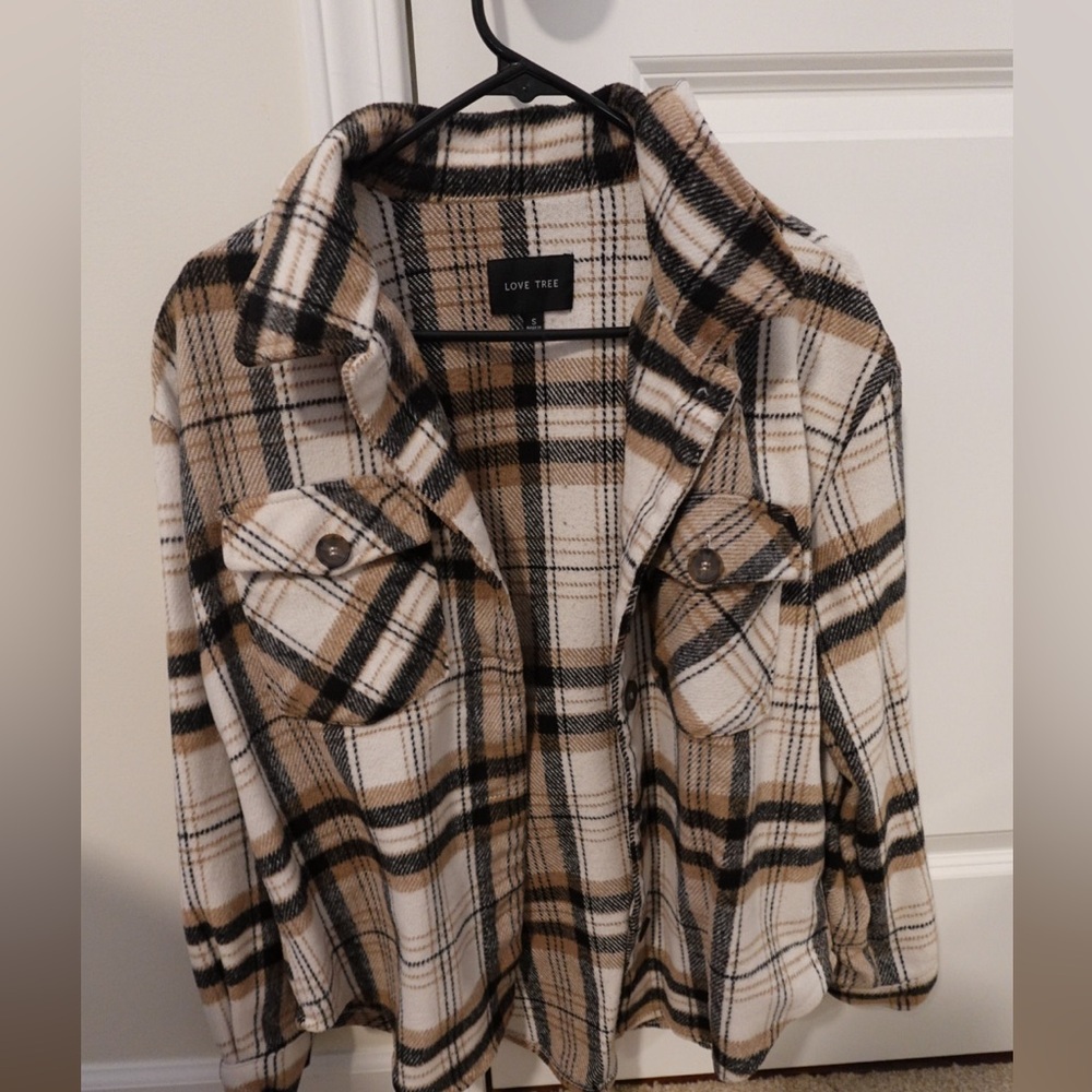 Love Tree Checkered Flannel in Black, White, and Tan